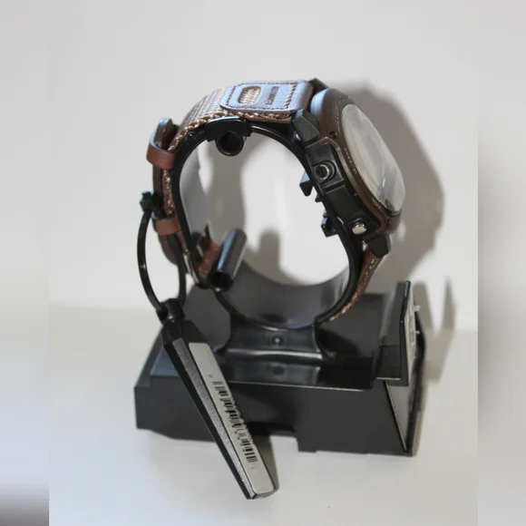 ✨🆕✨ Men's Casio Watch - Picture 2 of 5